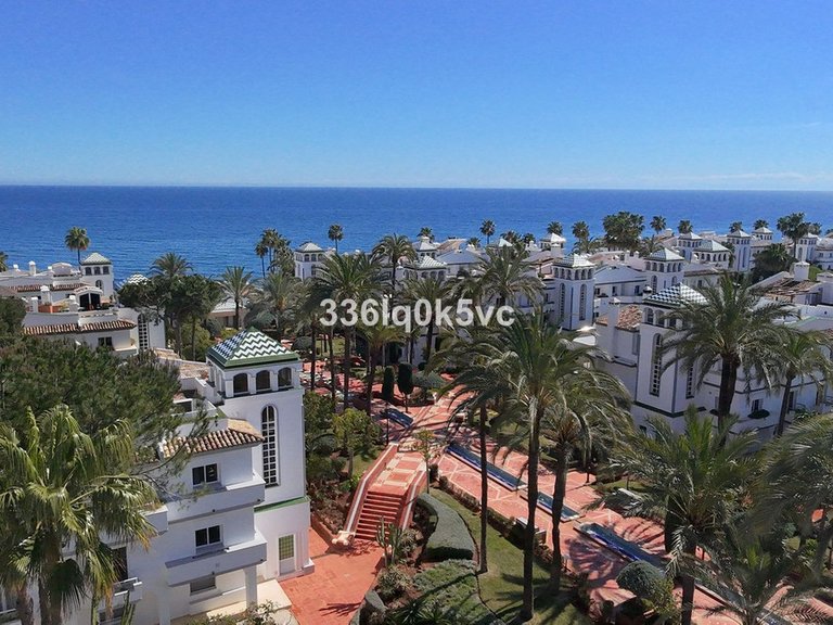 Villa for Sale in Estepona, Malaga 4