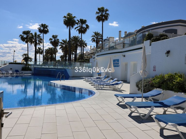 Villa for Sale in Estepona, Malaga 9
