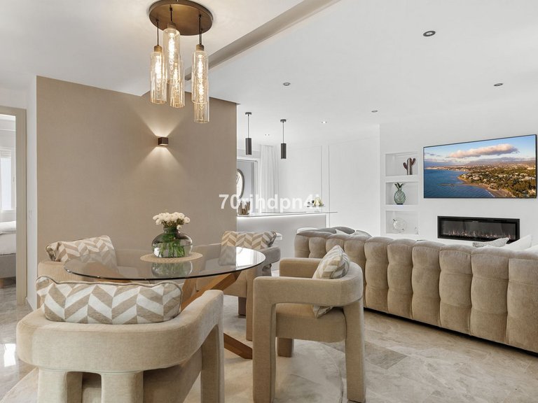 Apartment for Sale in Nueva Andalucía, Malaga 24