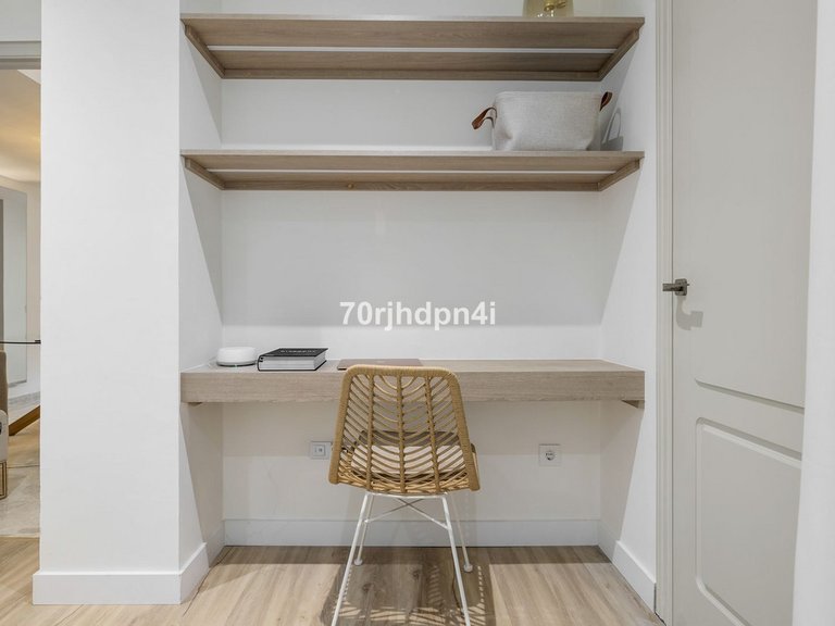 Apartment for Sale in Nueva Andalucía, Malaga 44