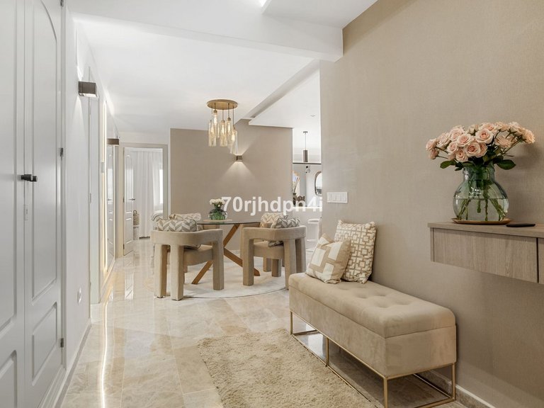 Apartment for Sale in Nueva Andalucía, Malaga 71