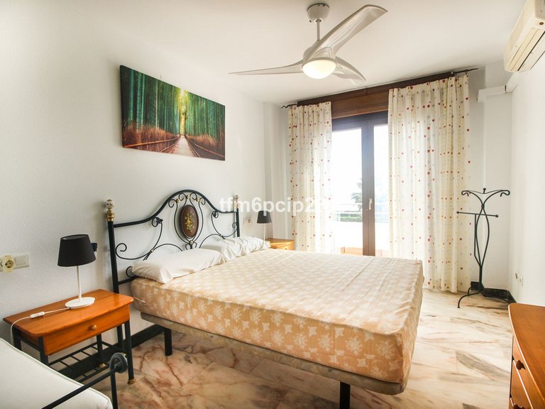 Villa for Sale in La Duquesa, Malaga 19