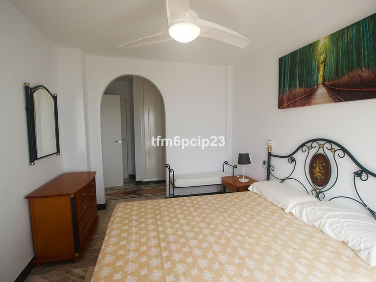 Villa for Sale in La Duquesa, Malaga 20
