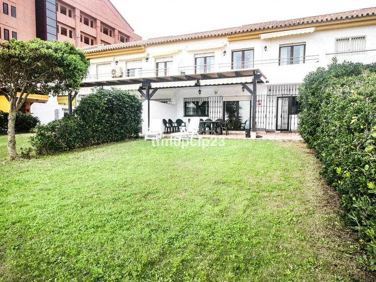 Villa for Sale in La Duquesa, Malaga 6