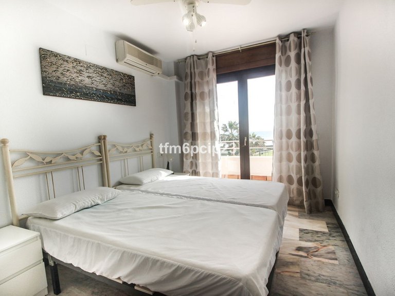 Villa for Sale in La Duquesa, Malaga 7
