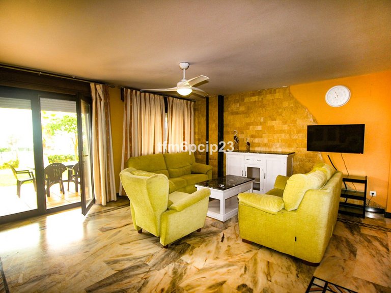 Villa for Sale in La Duquesa, Malaga 9
