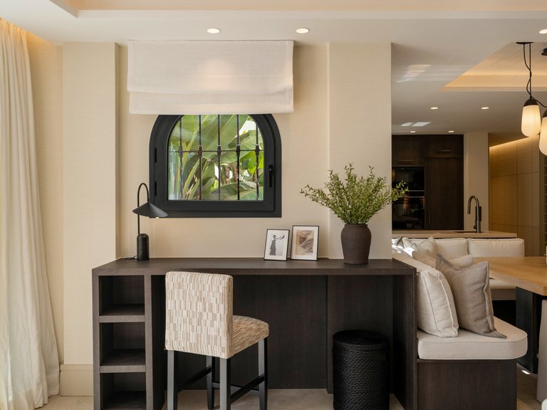 Apartment for Sale in The Golden Mile, Malaga 6