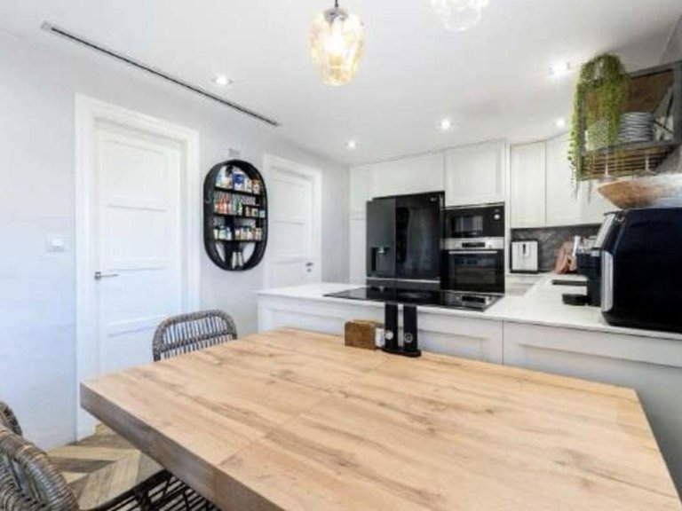 Apartment for Sale in Benalmadena Costa, Malaga 8