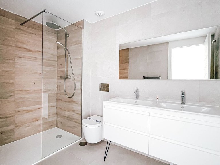 Apartment for Sale in Torremolinos, Malaga 17
