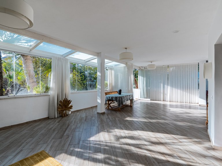 Apartment for Sale in The Golden Mile, Malaga 11