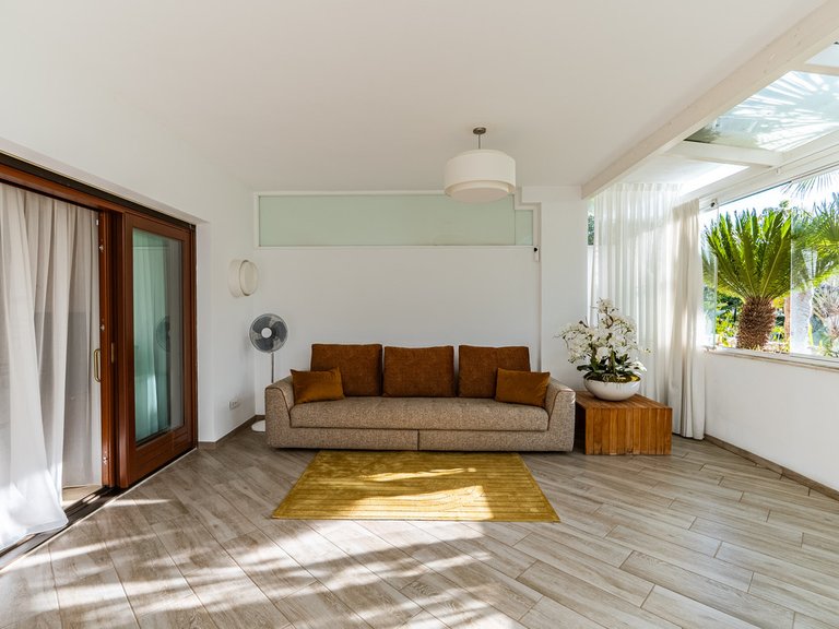 Apartment for Sale in The Golden Mile, Malaga 8
