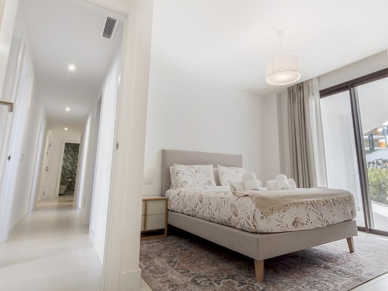 Apartment for Sale in Costa del Sol, Benalmadena Costa, Malaga 12