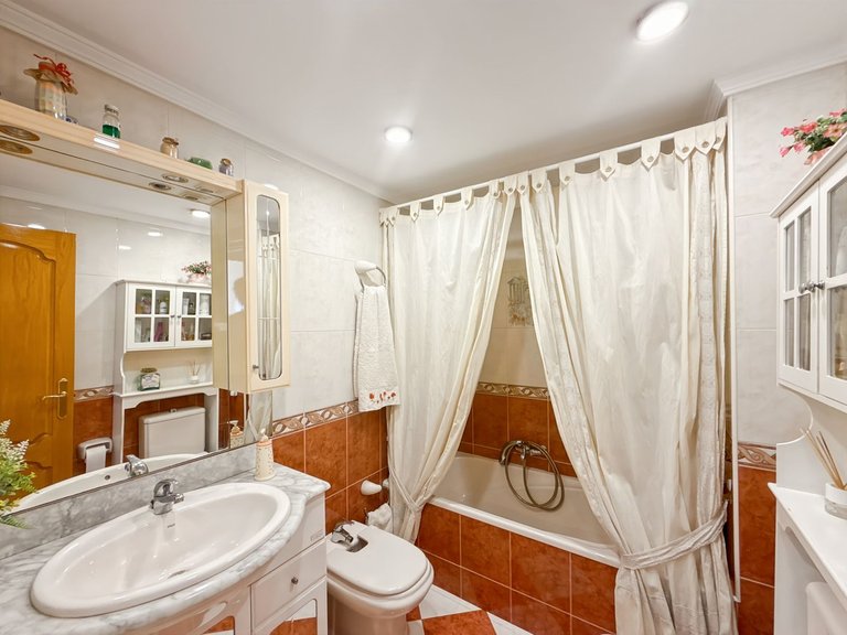 Apartment for Sale in Perchel Sur, Malaga 32