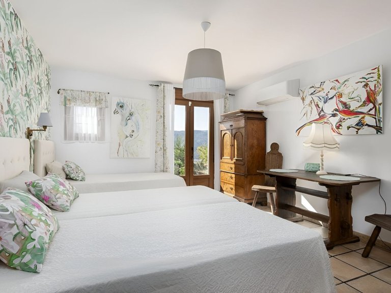 Villa for Sale in Málaga, Malaga 11