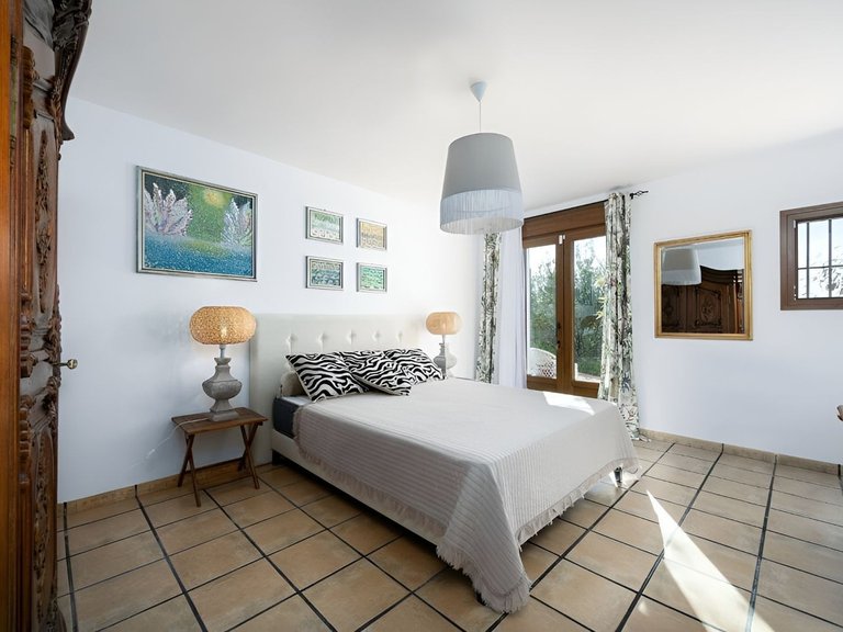 Villa for Sale in Málaga, Malaga 14