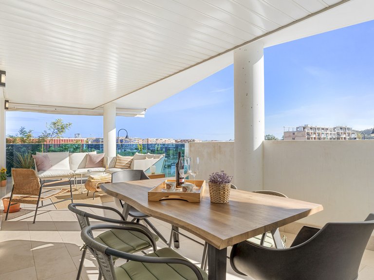 Apartment for Sale in Las Lagunas, Malaga 1