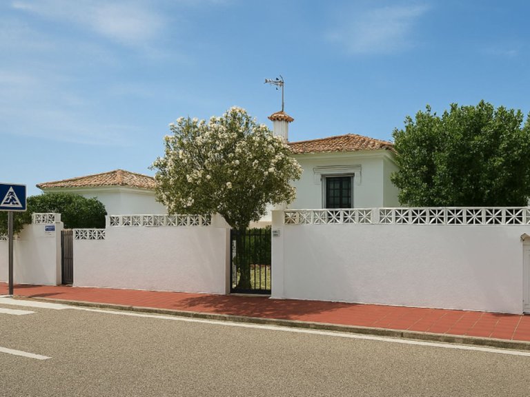 Villa for Sale in La Duquesa, Malaga 11