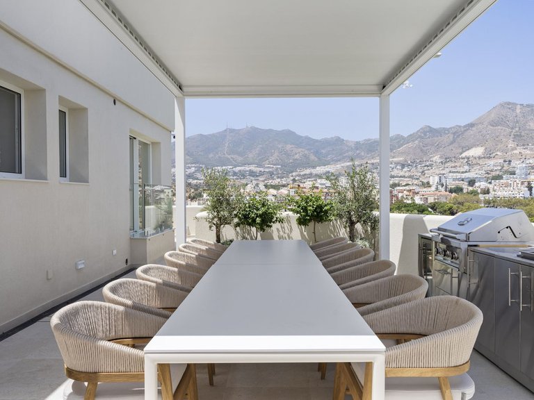 Apartment for Sale in Benalmadena Costa, Malaga 38