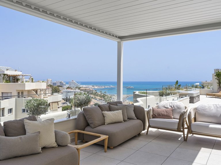 Penthouse for Sale in Benalmadena Costa, Malaga 40