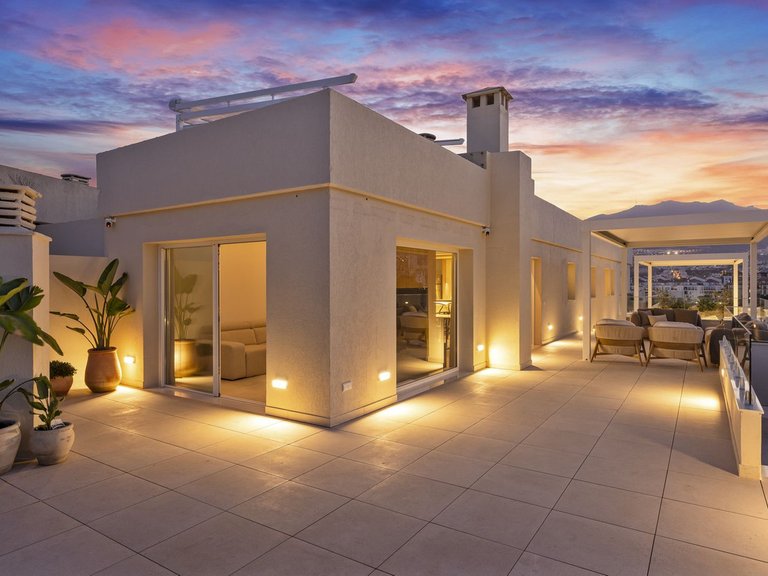 Apartment for Sale in Benalmadena Costa, Malaga 7