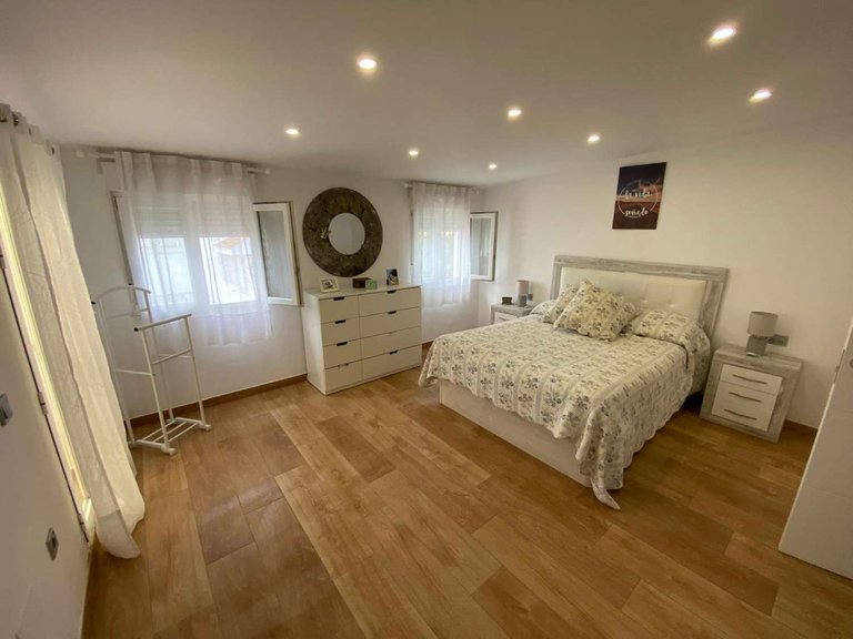 Villa for Sale in Fuengirola, Malaga 14