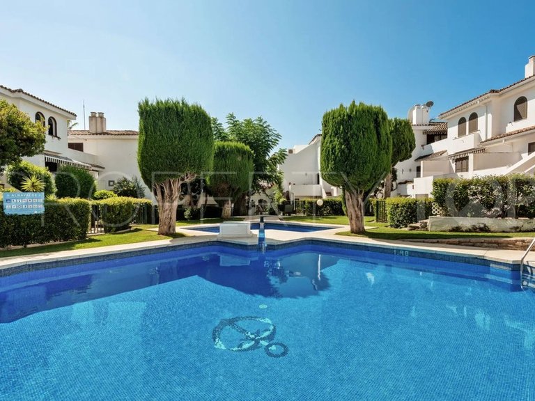 Villa for Sale in New Golden Mile, Malaga 19