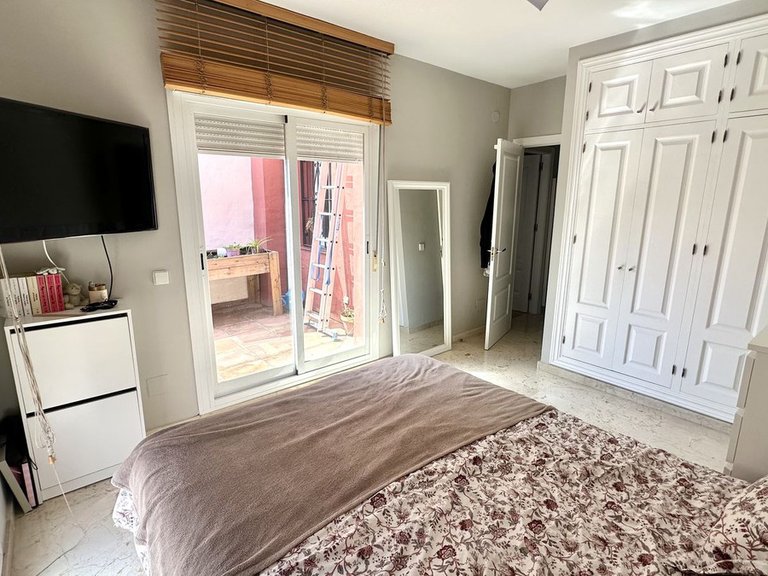 Villa for Sale in Estepona, Malaga 15