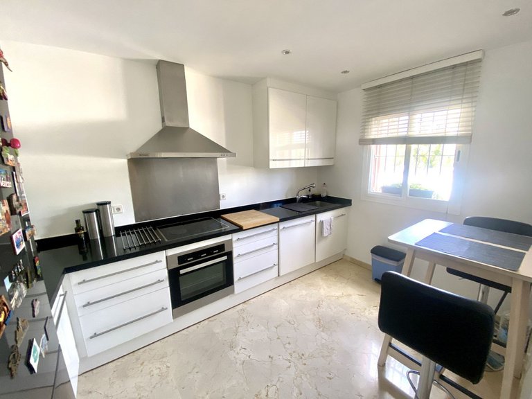 Villa for Sale in Estepona, Malaga 8