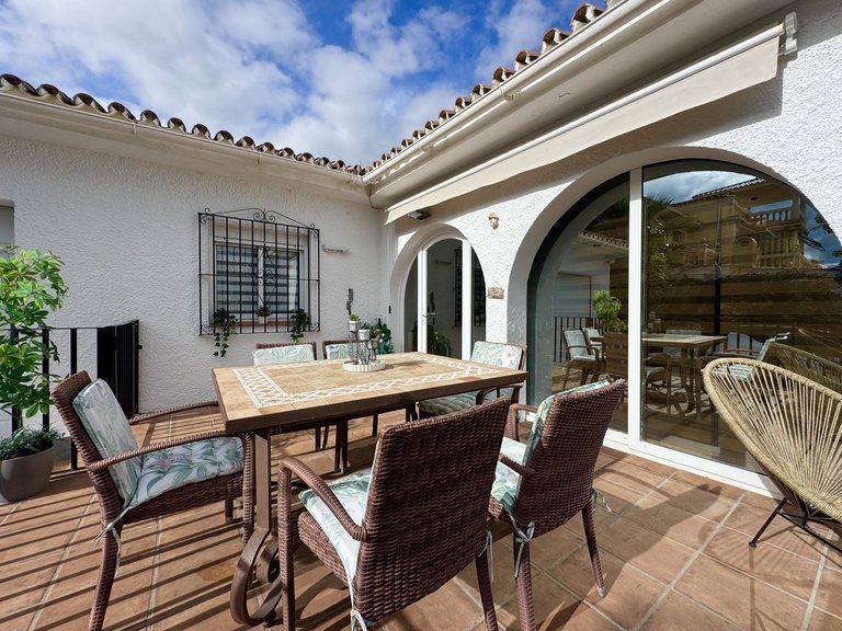 Villa for Sale in La Duquesa, Malaga 5