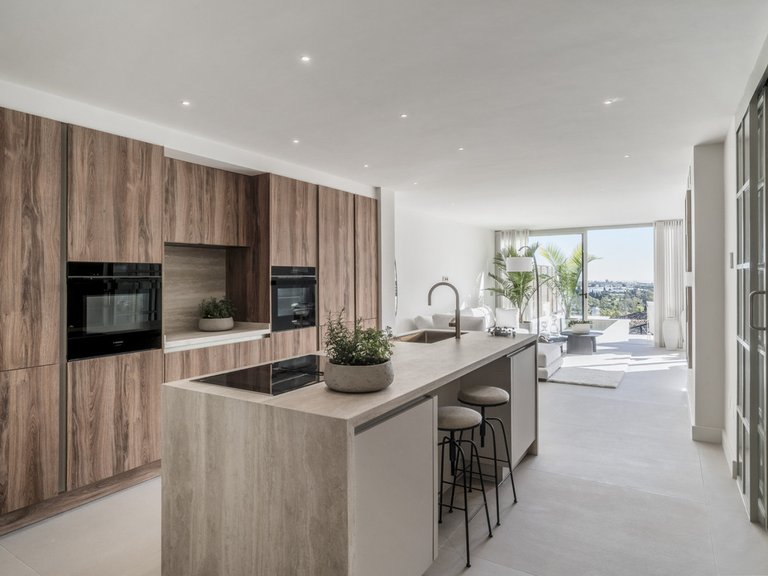 Apartment for Sale in Nueva Andalucía, Malaga 23