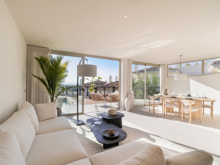 Apartment for Sale in Nueva Andalucía, Malaga 3