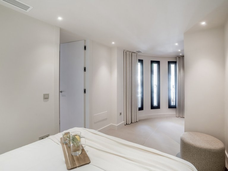 Apartment for Sale in Nueva Andalucía, Malaga 30