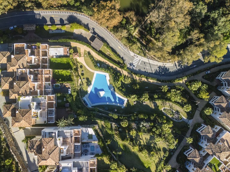 Apartment for Sale in Nueva Andalucía, Malaga 8
