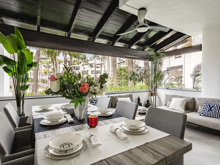 Apartment for Sale in The Golden Mile, Malaga 23