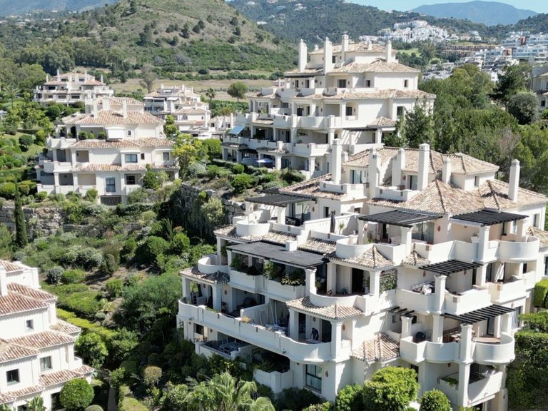 Apartment for Sale in Benahavís, Malaga 20
