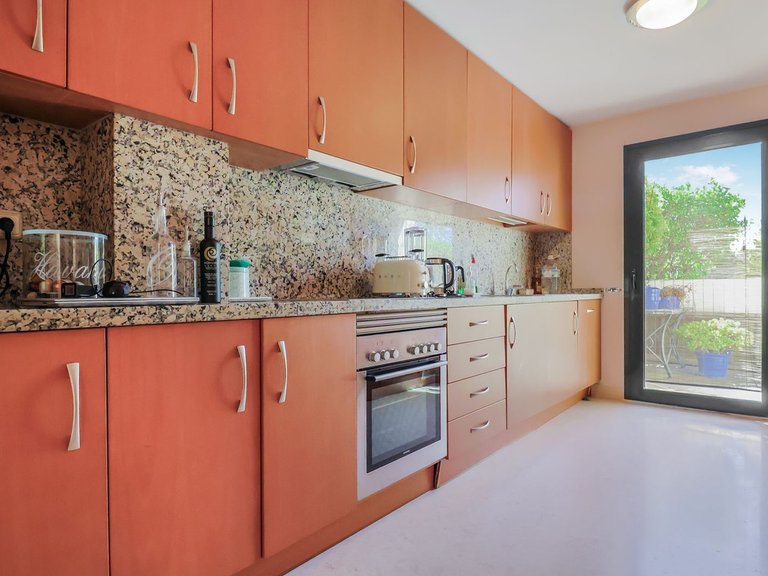 Apartment for Sale in Benahavís, Malaga 6