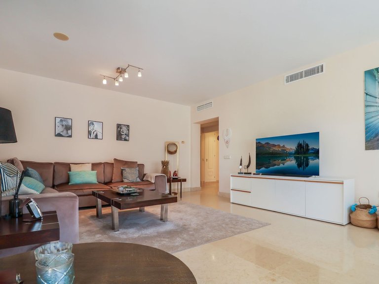 Apartment for Sale in Benahavís, Malaga 7