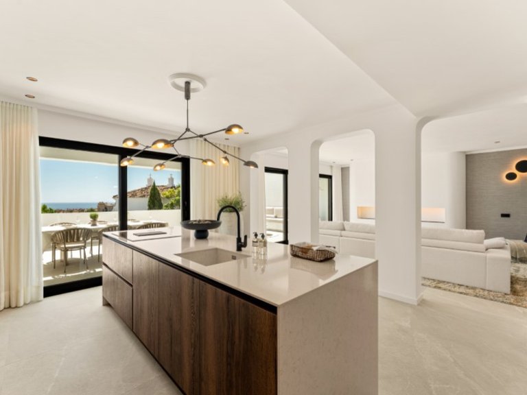 Apartment for Sale in Benahavís, Malaga 25