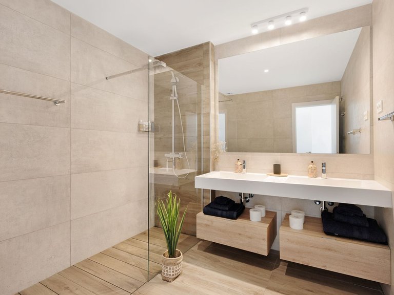 Apartment for Sale in Artola, Malaga 16