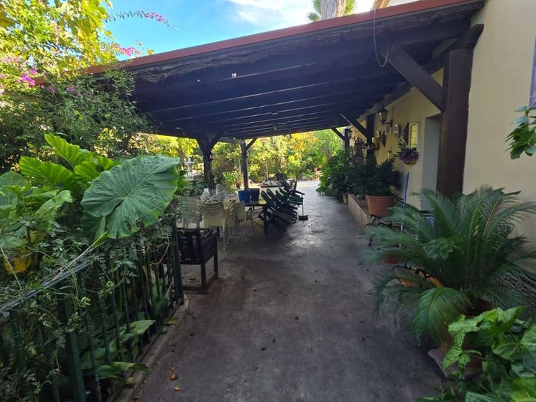 Villa for Sale in Alhaurín De La Torre, Malaga 1