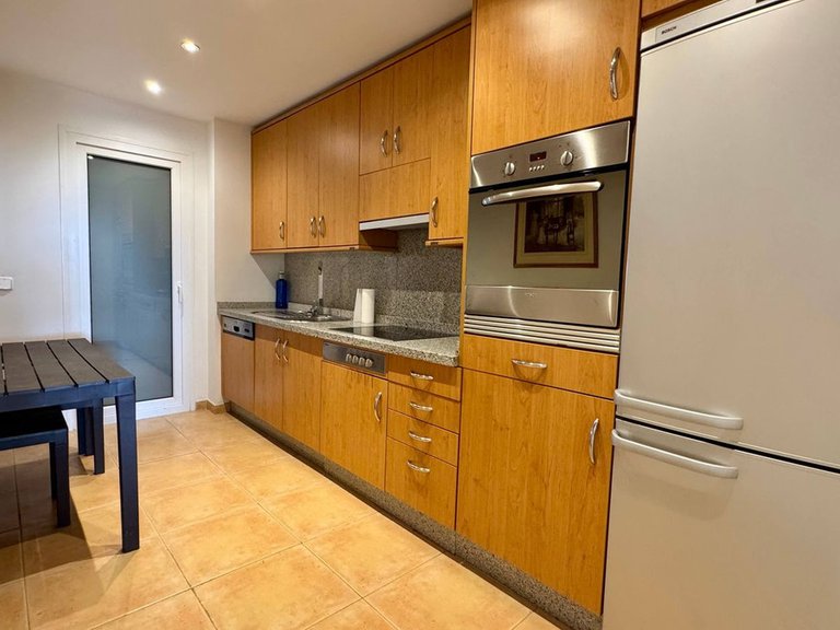 Apartment for Sale in Nueva Andalucía, Malaga 17