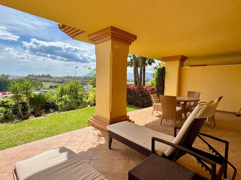 Apartment for Sale in Nueva Andalucía, Malaga 26
