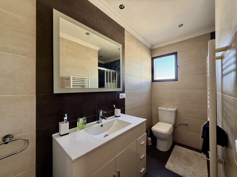 Villa for Sale in Calypso, Malaga 29