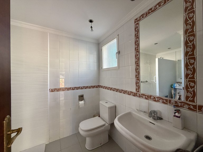Villa for Sale in Calypso, Malaga 31