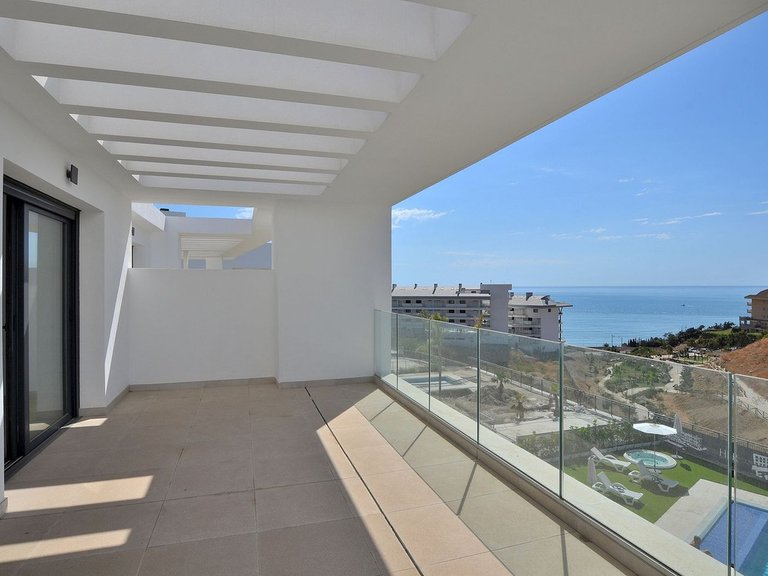 Apartment for Sale in Higueron, Malaga 15