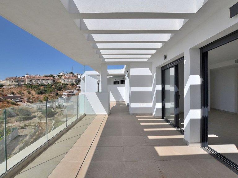 Apartment for Sale in Higueron, Malaga 5