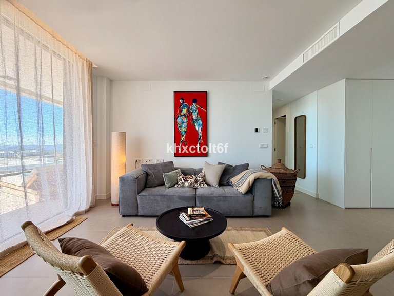 Apartment for Sale in Higueron, Malaga 17