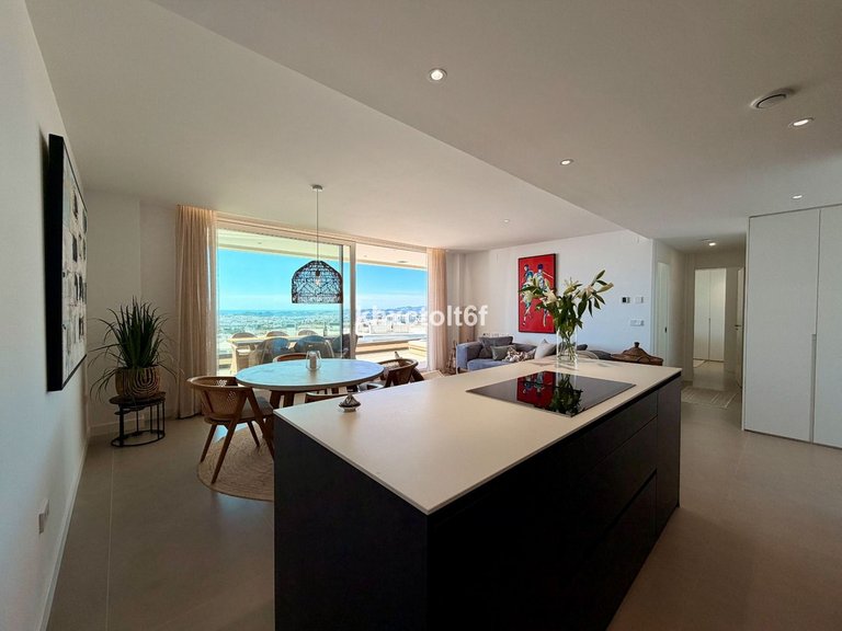Apartment for Sale in Higueron, Malaga 24