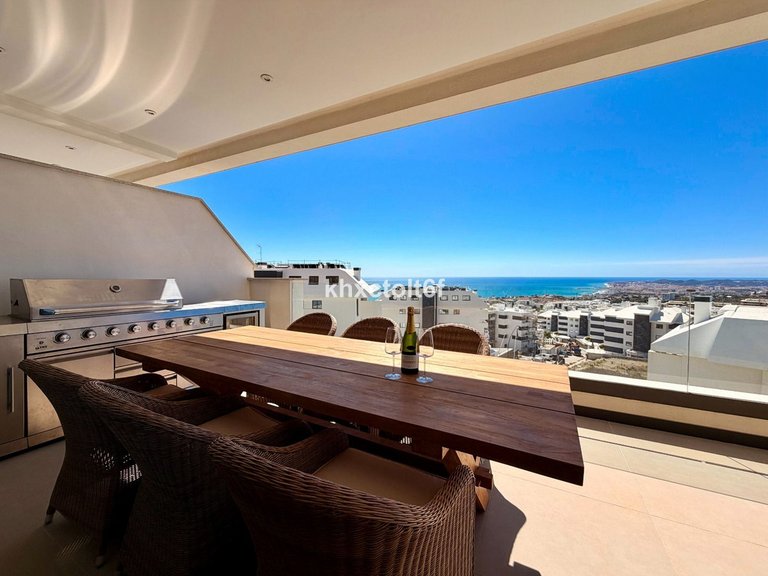 Apartment for Sale in Higueron, Malaga 28