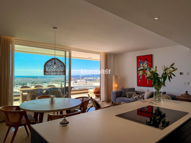 Apartment for Sale in Higueron, Malaga 3